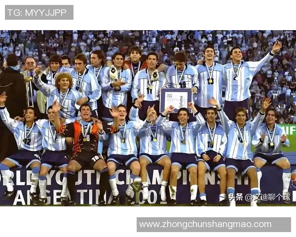 阿根廷前足球球星梅西的辉煌历程与传奇成就回顾