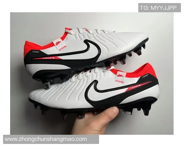 球星签名足球鞋价格揭秘：影响因素及市场行情分析